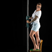 BTS: Pole cleaning time <em>Photo: © Saša Huzjak</em>