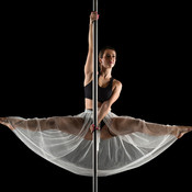 Pole dance studio photoshoot: Iva <em>Photo: © Saša Huzjak</em>