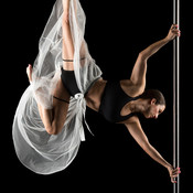 Pole dance studio photoshoot: Iva <em>Photo: © Saša Huzjak</em>